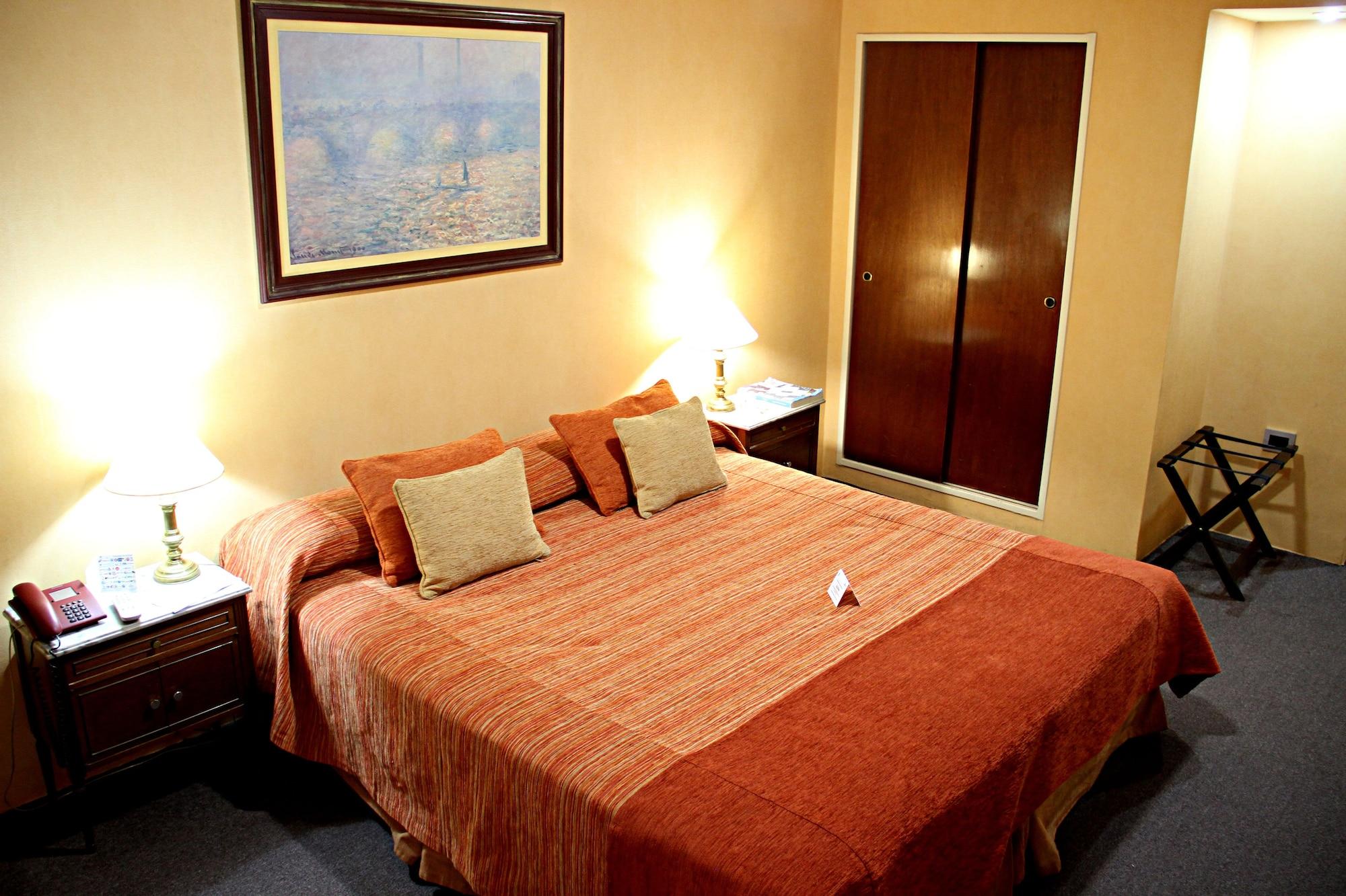 Hotel Francia San Miguel de Tucumán Zewnętrze zdjęcie